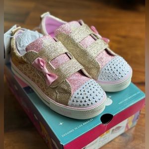 Skechers Light up Girl Shoes Size 1